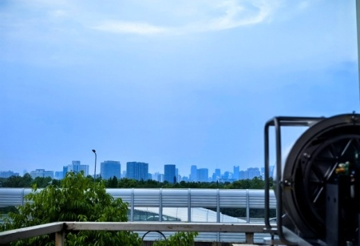 地面能见度约9km